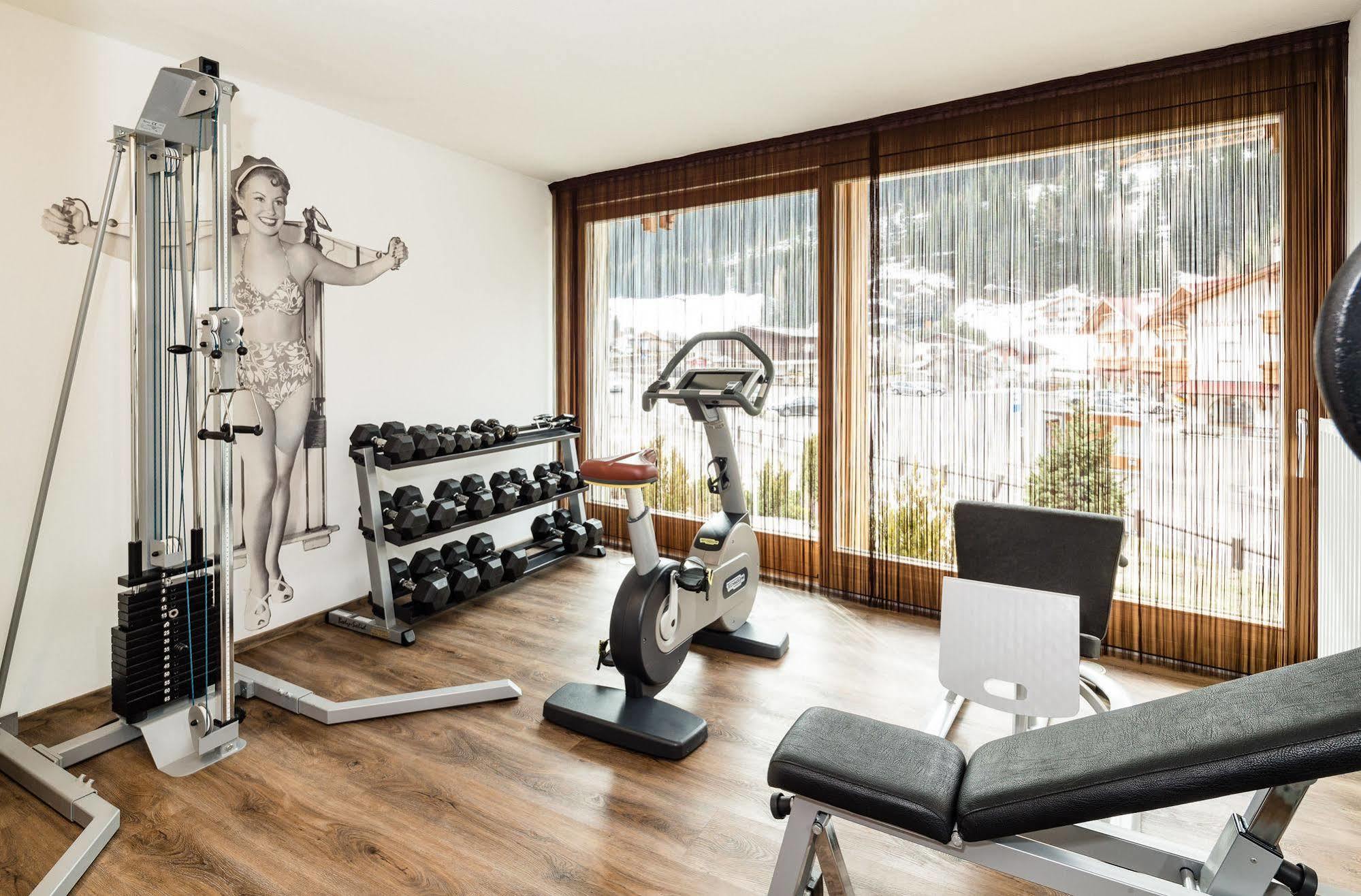 Arthotel Anterleghes - Gardenahotels Selva di Val Gardena Exterior photo